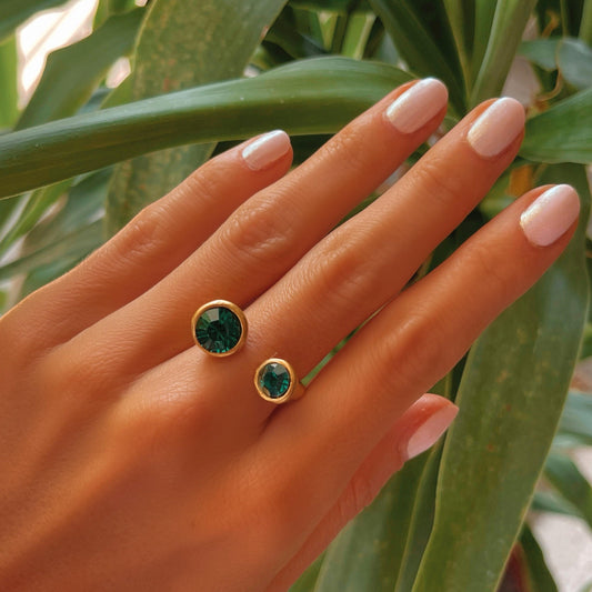 Aruba-gold ring (green) ZAMAC jewelry - Handmade jewelry for lovers of natural, clean shapes..